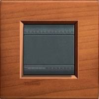 BTicino, LivingLight, Цвет: Американская вишня