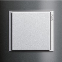 Gira Event. Цвет рамки: Антрацит; Цвет вставки и клавиши: Алюминий