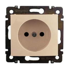 Розетка
Valena,  без шторок,  без заземления,  одинарная,  винтовые клеммы,   цвет - слоновая кость,  пластмасса,  695611,  6 956 11,  Legrand
 - PULSAL.RU