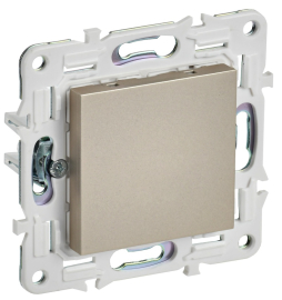 Заглушка
Skandy,   цвет - шампань,  пластмасса,  SK-PL10-K37,  IEK
 - PULSAL.RU