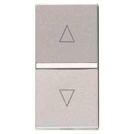 Механизм выключателя жалюзи кнопочный, без фиксации, 1-модульный, серия Zenit, цвет серебристый
Zenit,  без фиксации,  без подсветки,   цвет - серебряный,  пластмасса,  N2144 PL,  2CLA214400N1301,  ABB
 - PULSAL.RU