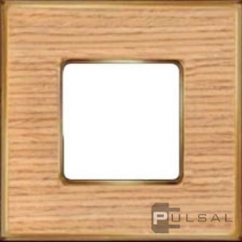 Рамка
Vintage Wood,  1 пост,   цвет - дуб, золото блестящее (bright gold),  вертикальная,  горизонтальная,  дерево,  металл,  FD01311OOB,  FEDE
 - PULSAL.RU