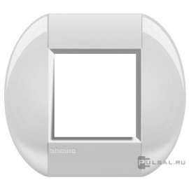 Рамка овальная
LivingLight,  1 пост,   цвет - белый,  горизонтальная,  пластмасса,  LNB4802BI,  BTicino
 - PULSAL.RU